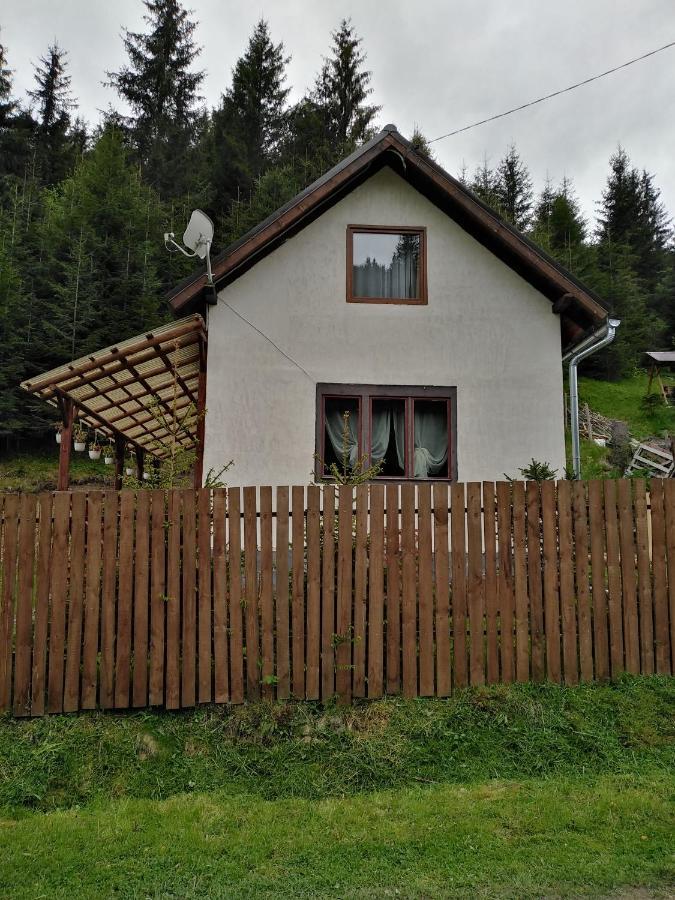 Csillag Kulcsoshaz Villa Gheorgheni  ภายนอก รูปภาพ