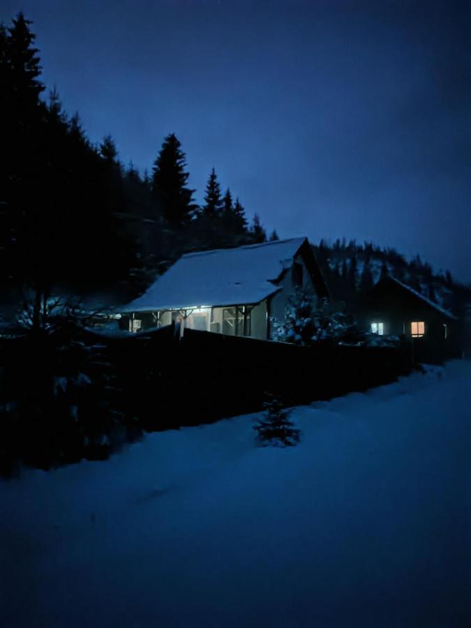 Csillag Kulcsoshaz Villa Gheorgheni  ภายนอก รูปภาพ