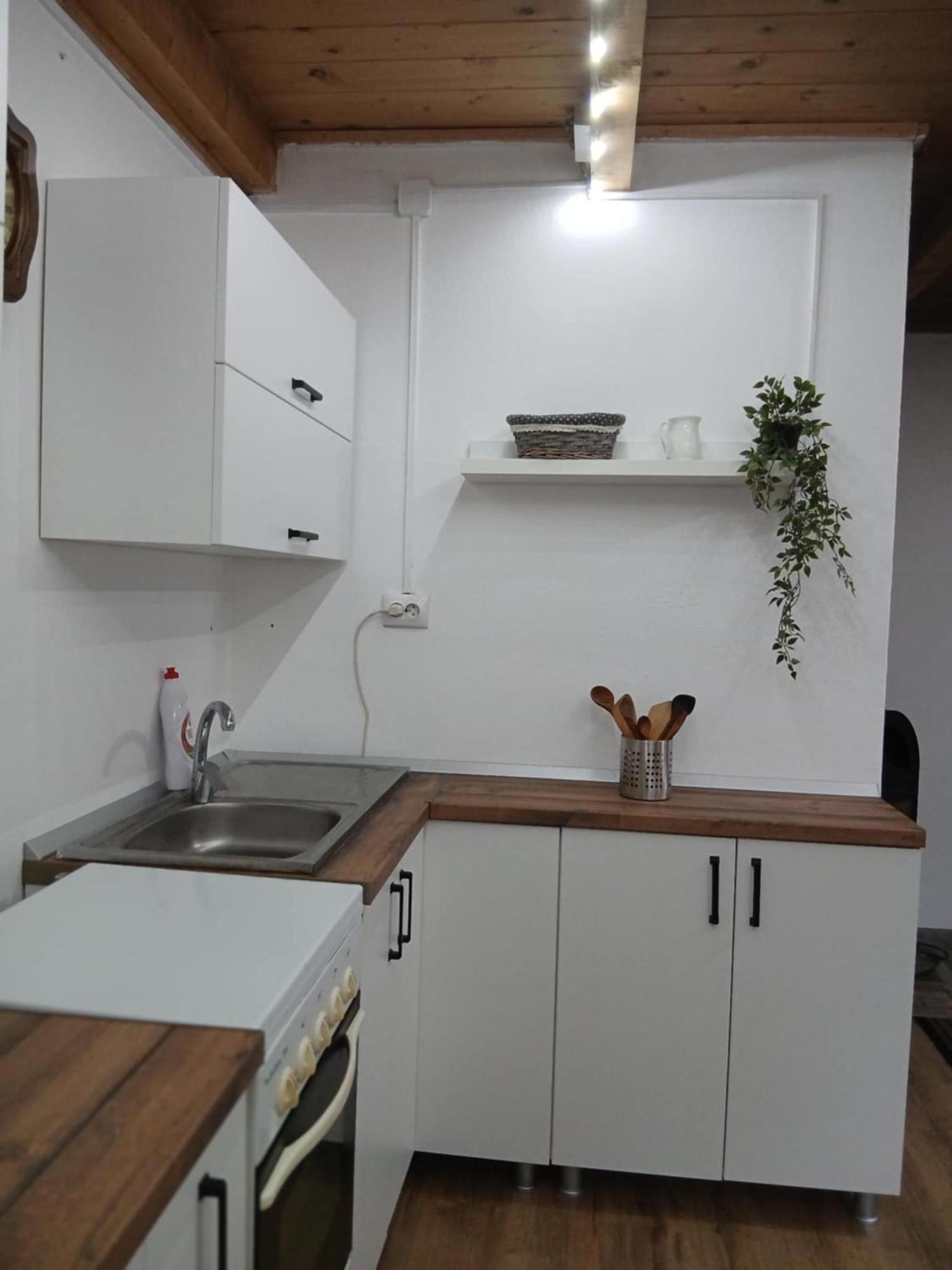 Csillag Kulcsoshaz Villa Gheorgheni  ภายนอก รูปภาพ